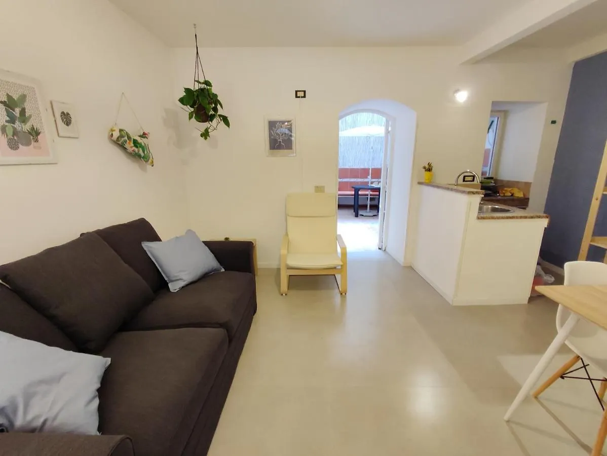 Loft Con Cortiletto - 100 Meters From The Beach Apartment Cefalu